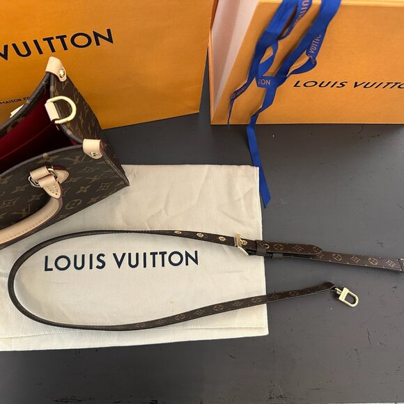 Louis Vuitton Bag - Picture 5 of 6
